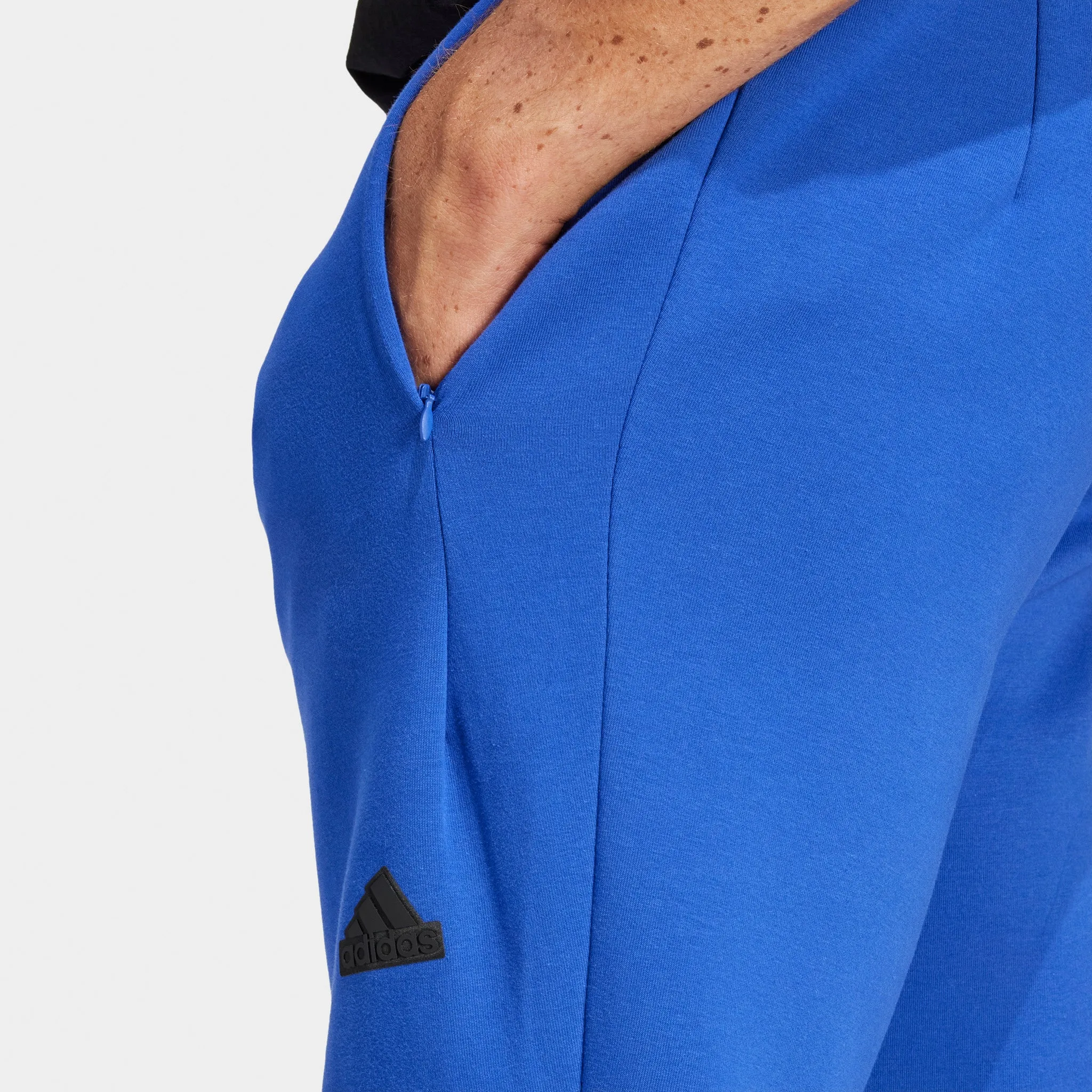 adidas Z.N.E. Fleece Sweatpants / Semi Lucid Blue