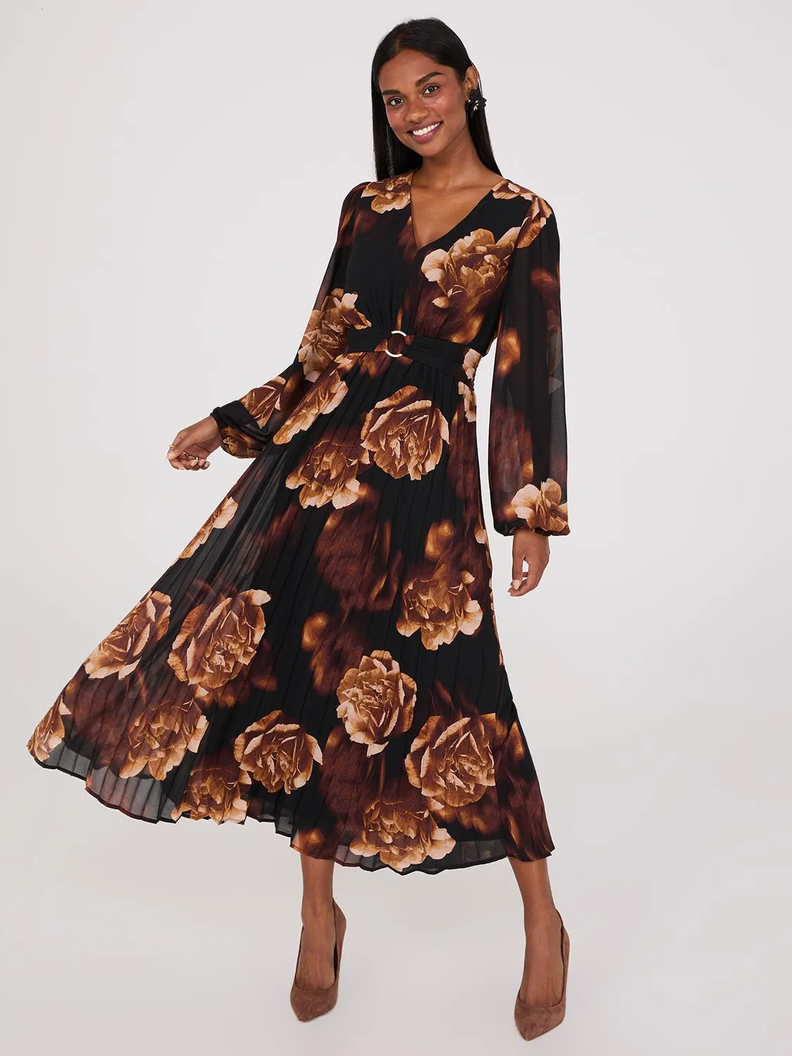 Floral Print V-Neck Pleated Maxi Dress