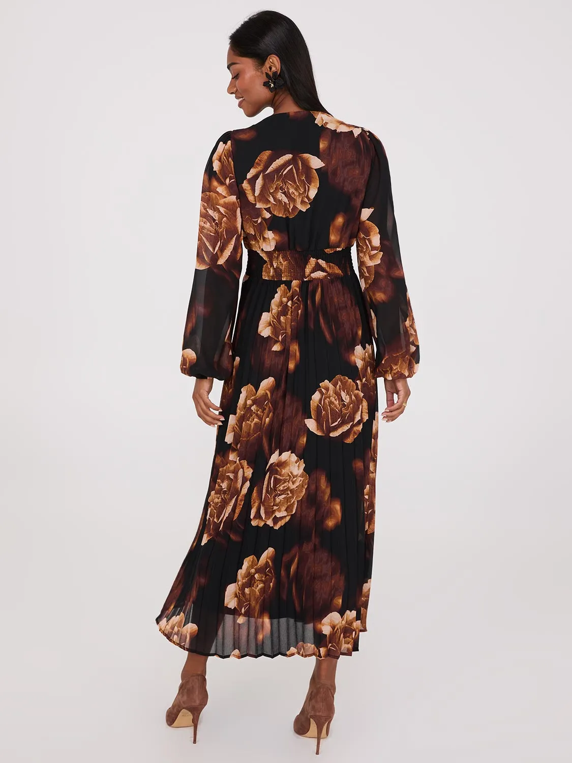 Floral Print V-Neck Pleated Maxi Dress