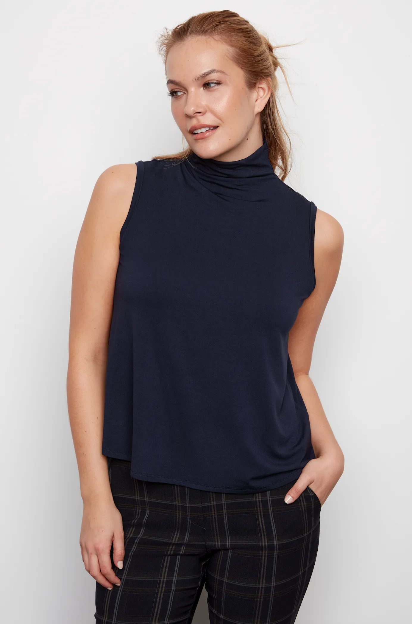 Kali Knit Sleeveless Turtle Neck