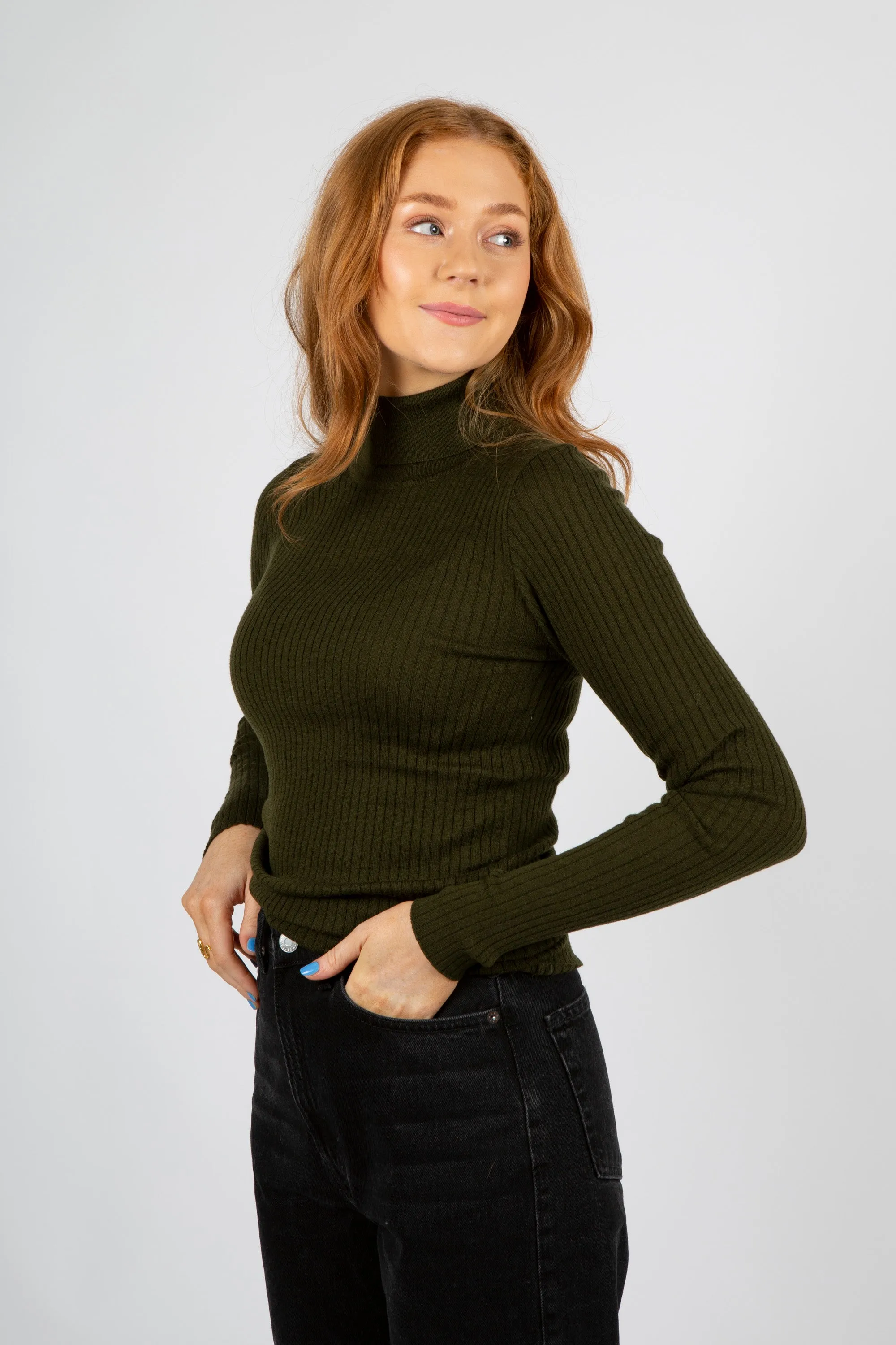Marit Turtleneck - Olive
