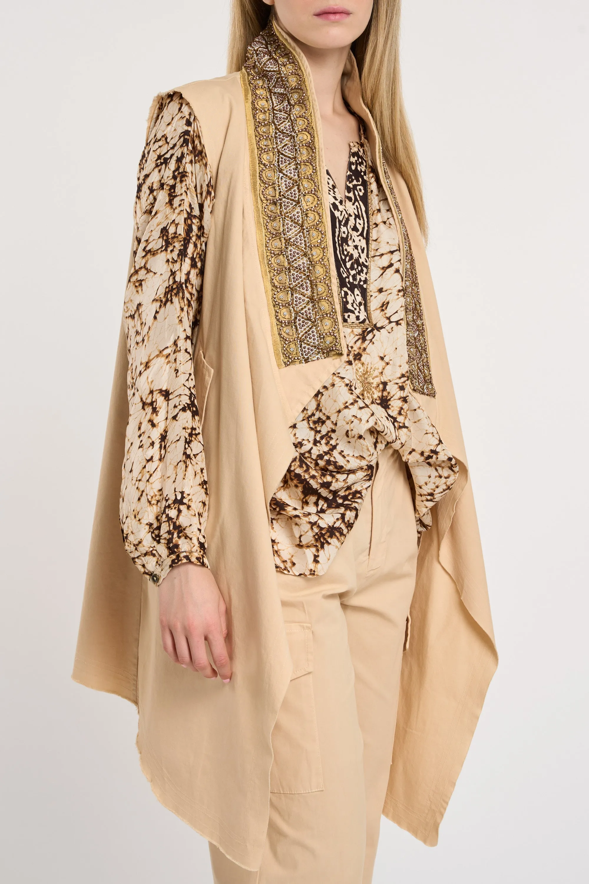 NINA MARS Gilet Lungo con applicazioni 5611