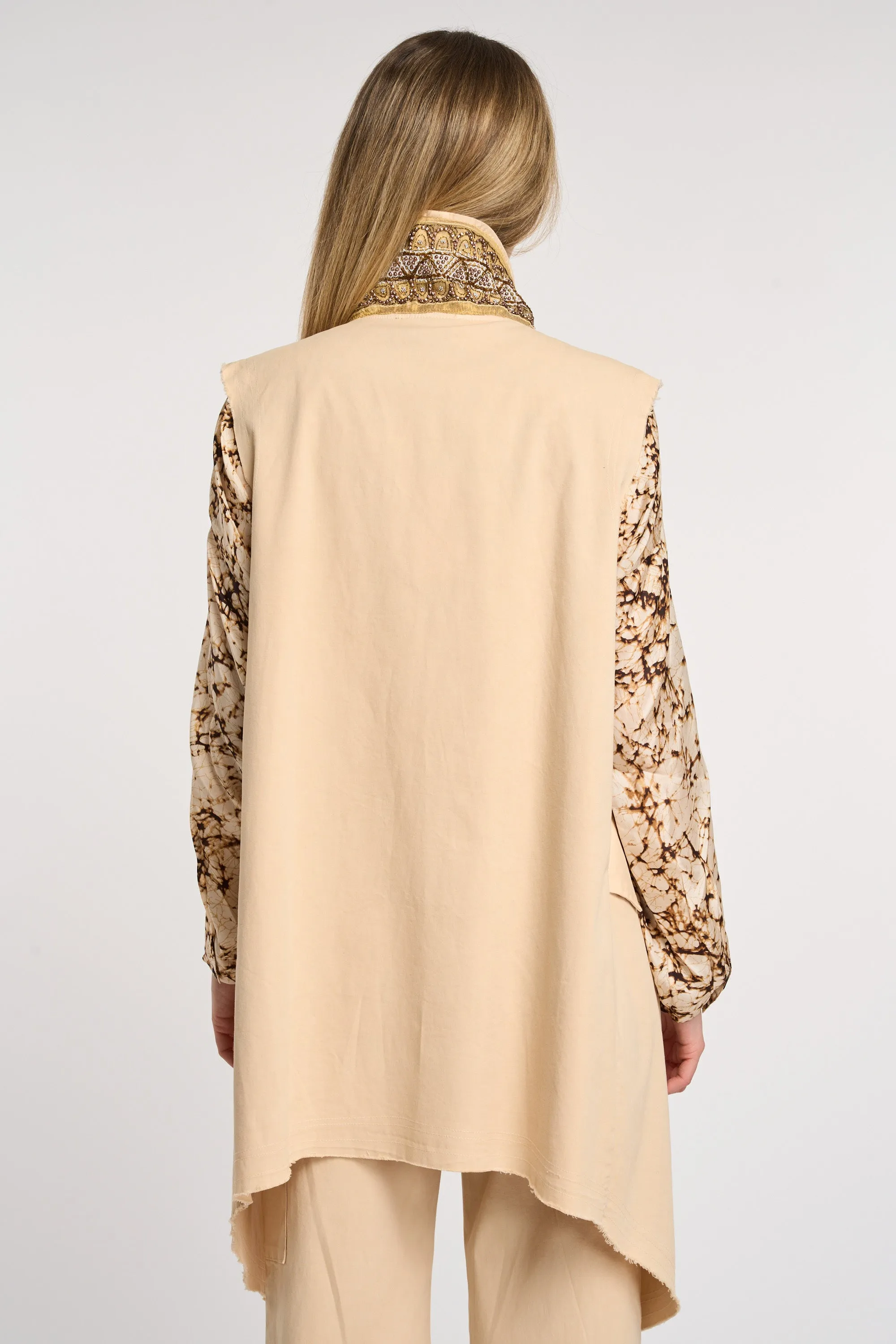 NINA MARS Gilet Lungo con applicazioni 5611