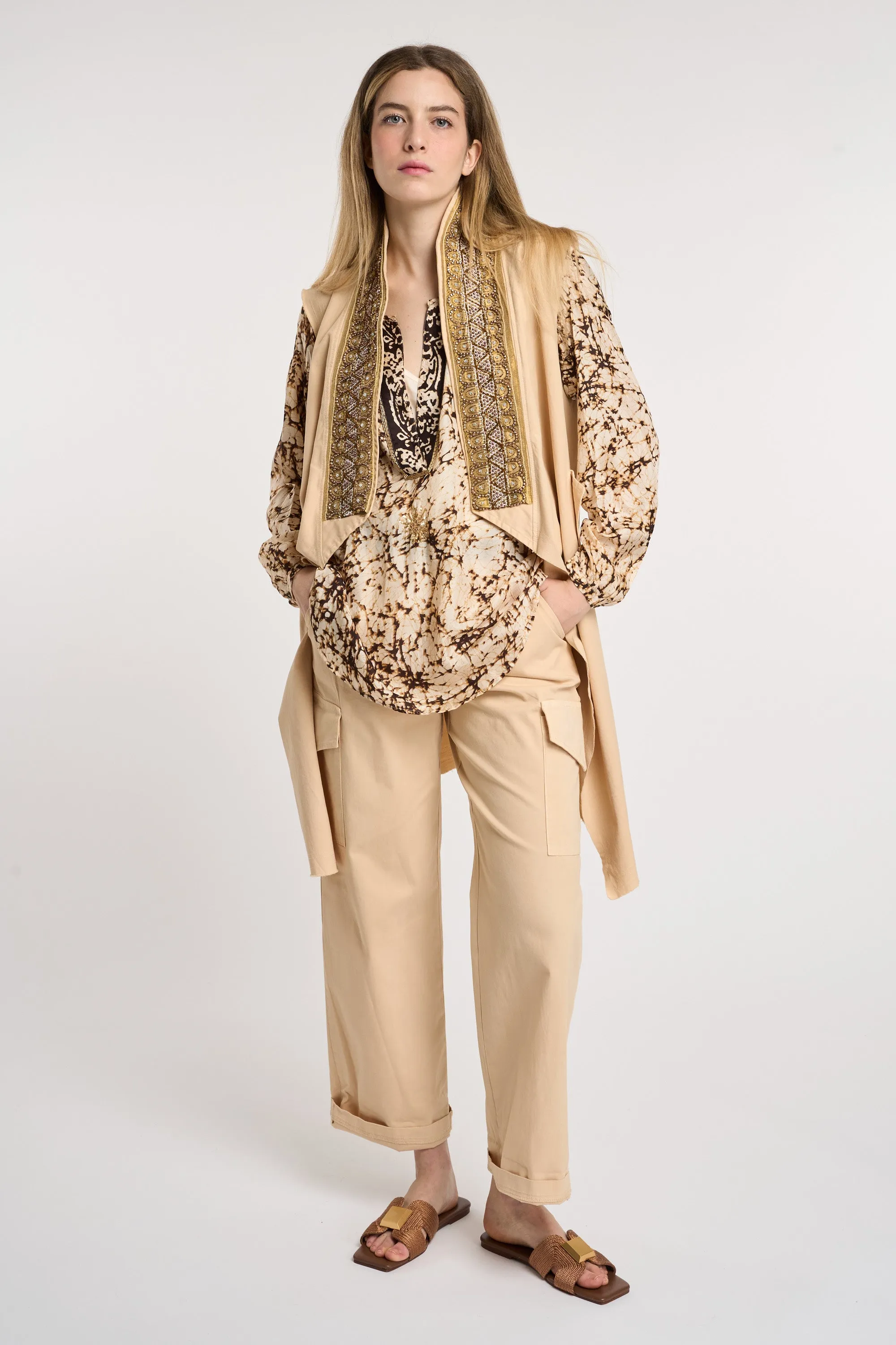 NINA MARS Gilet Lungo con applicazioni 5611