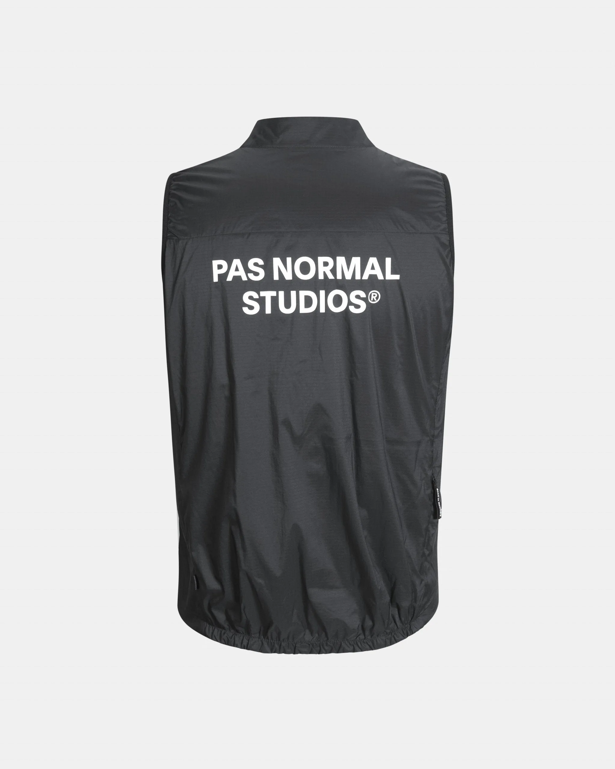 PAS NORMAL STUDIOS Essential  Black Insulated Chaleco