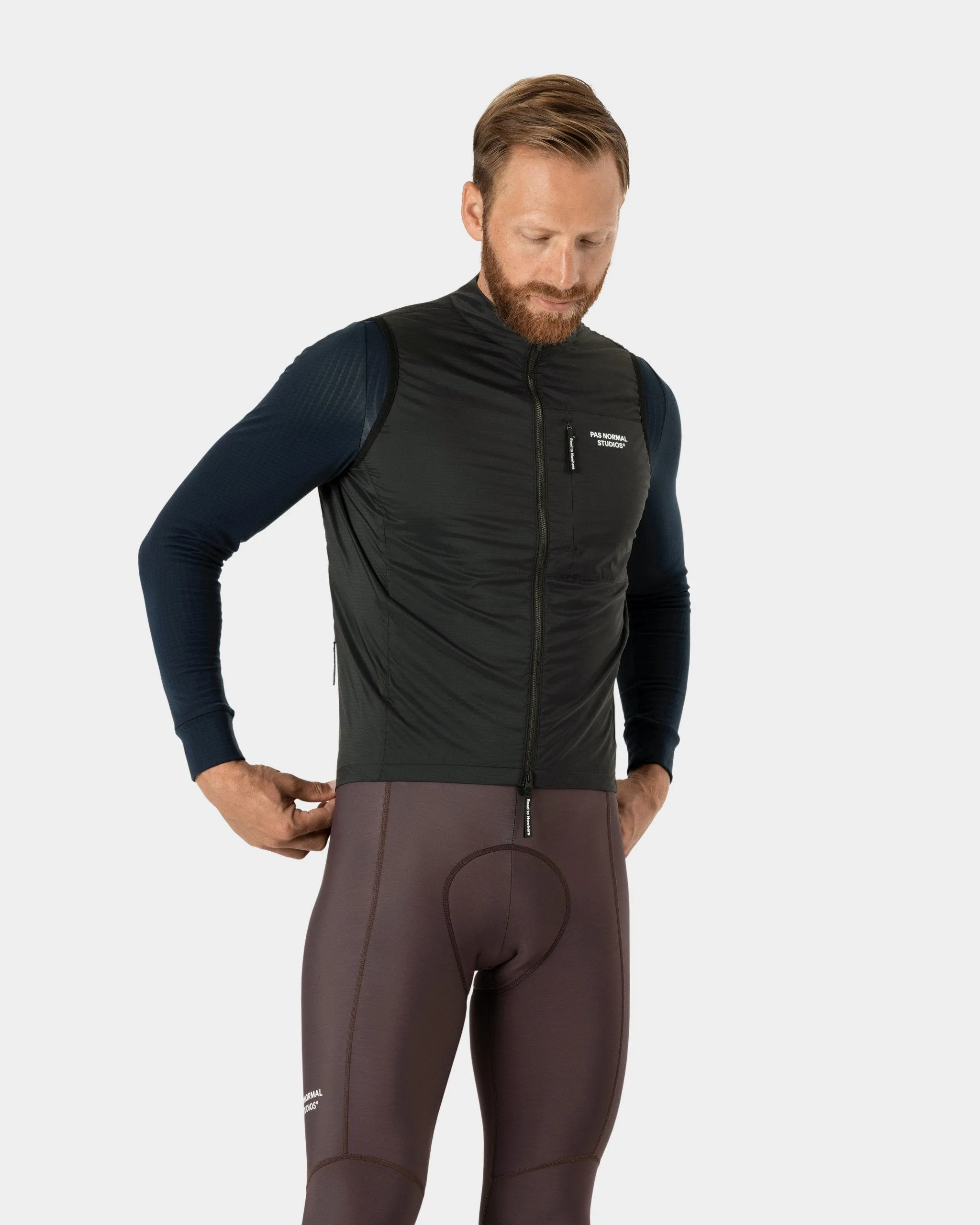 PAS NORMAL STUDIOS Essential  Black Insulated Chaleco