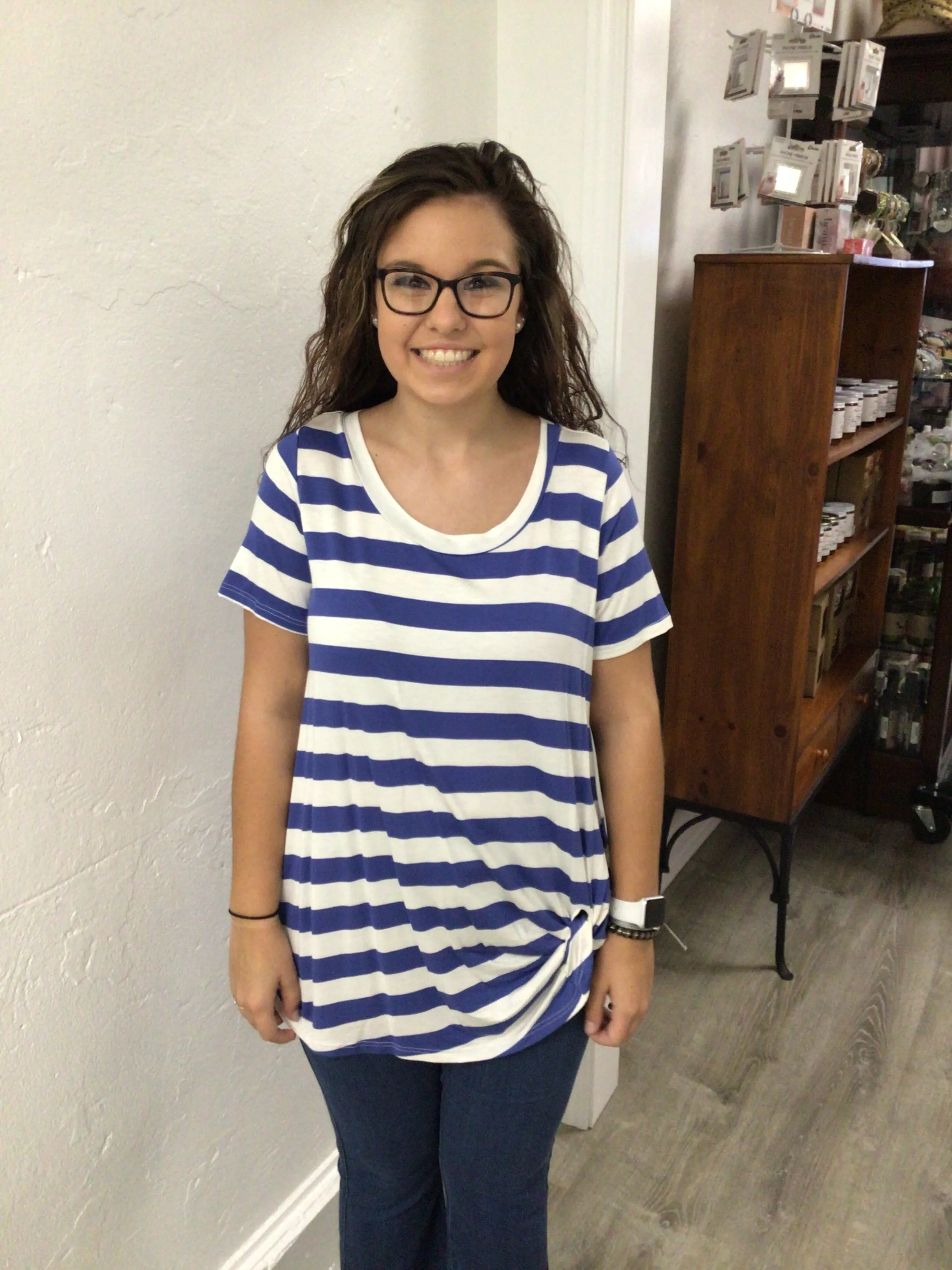 SS STRIPED KNIT TWISTED HEM TOP